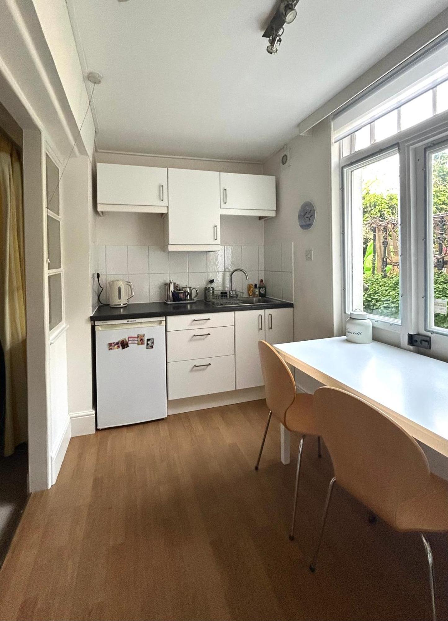 Spacious Comfortable Flat With Free Parking In East Finchley, Muswell Hill & Close To Alexandra Palace 伦敦 外观 照片