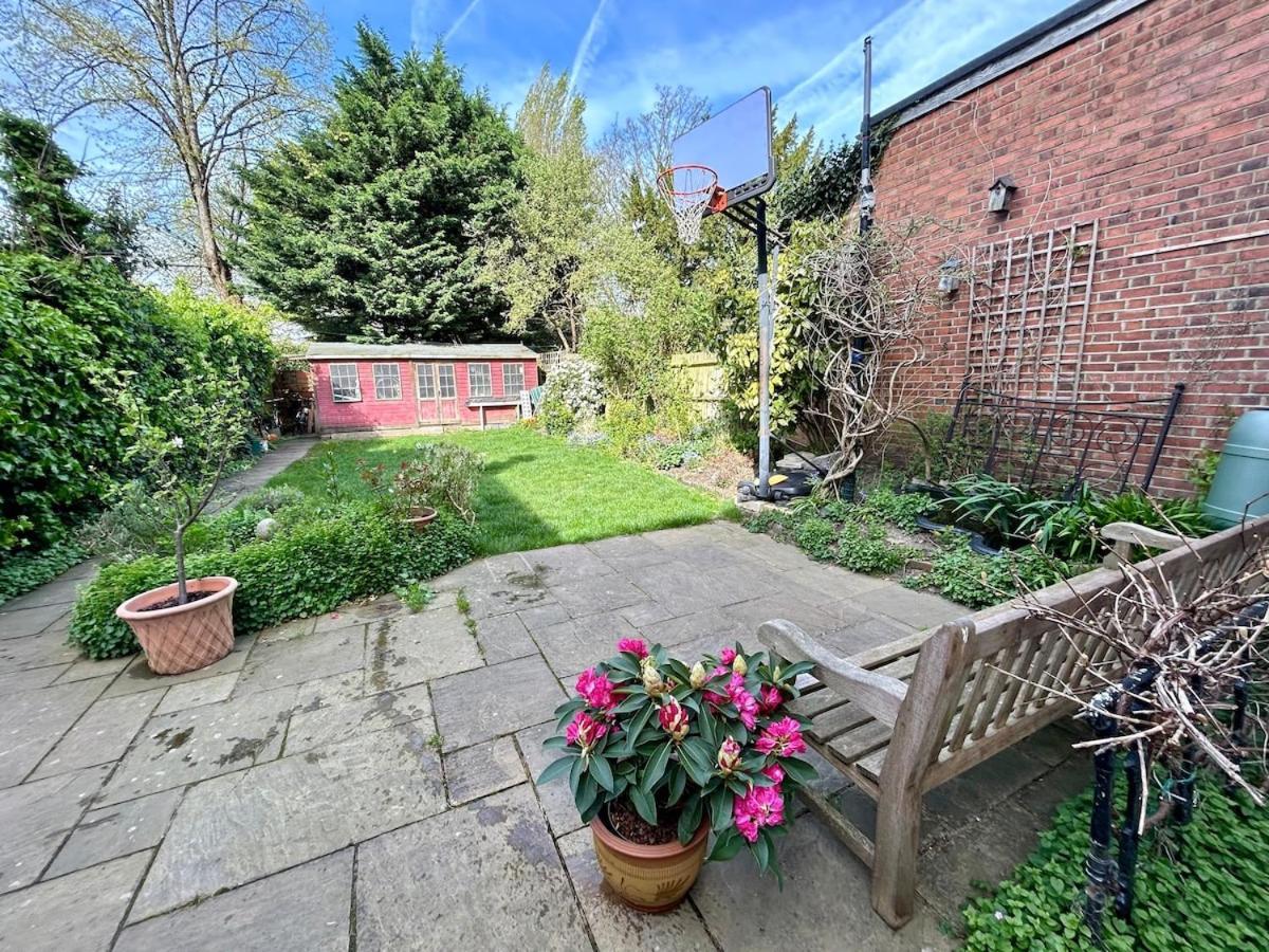 Spacious Comfortable Flat With Free Parking In East Finchley, Muswell Hill & Close To Alexandra Palace 伦敦 外观 照片
