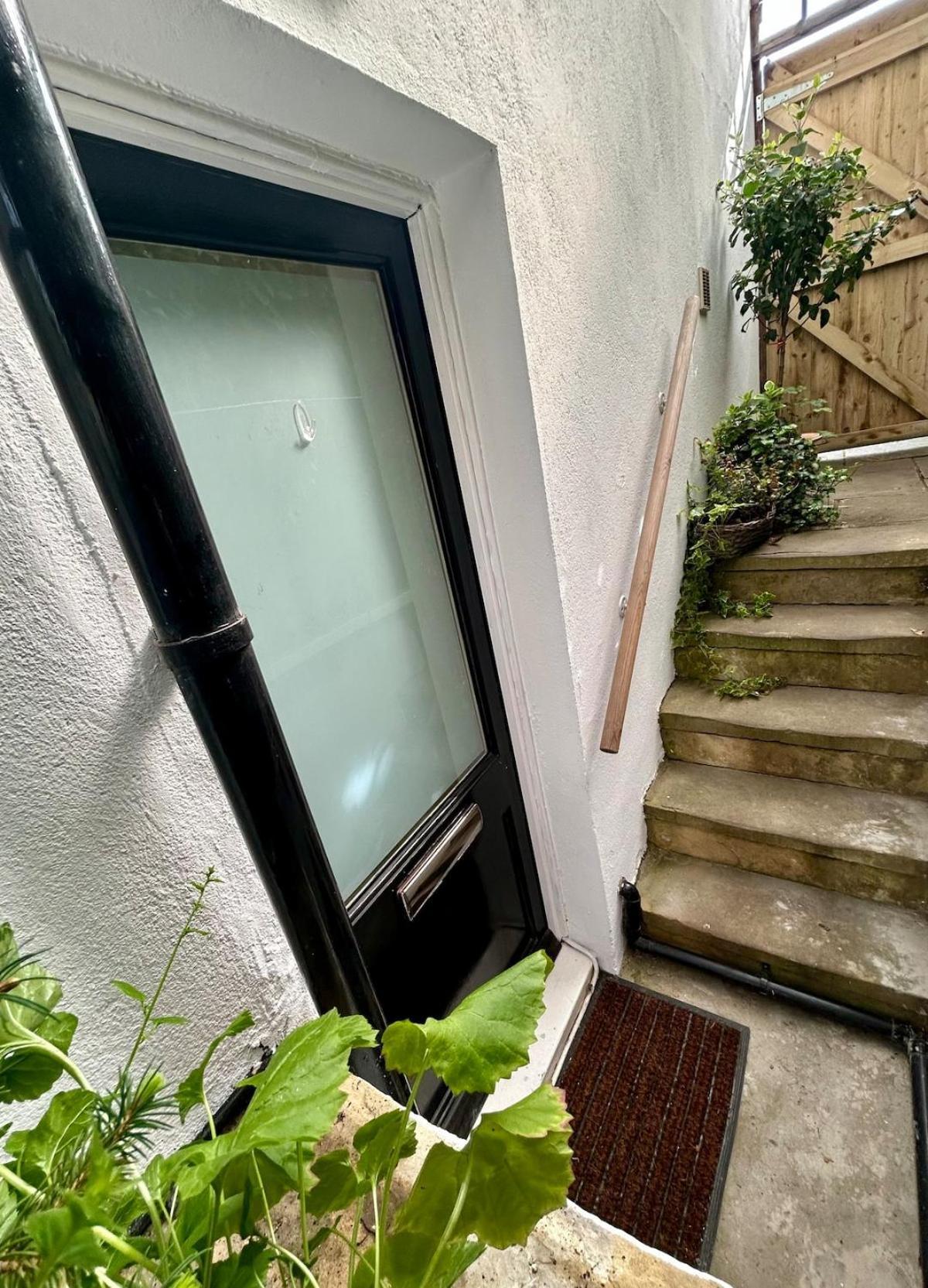 Spacious Comfortable Flat With Free Parking In East Finchley, Muswell Hill & Close To Alexandra Palace 伦敦 外观 照片